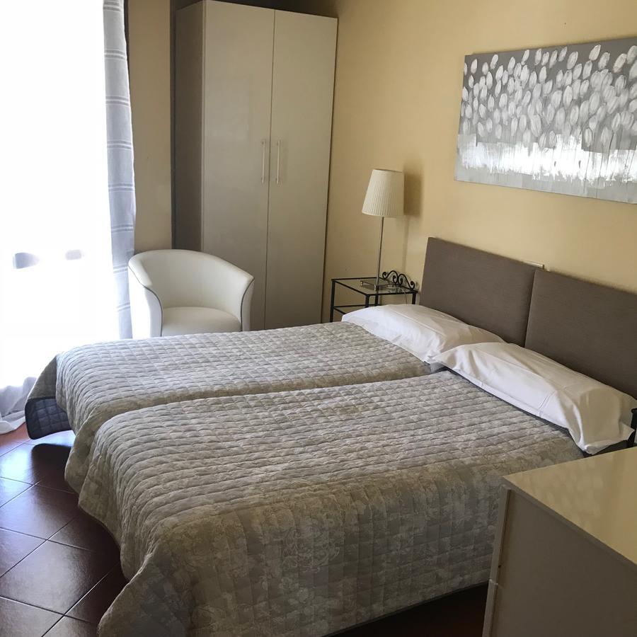 Claudio Appartamenti Bardolino Buitenkant foto